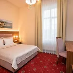 Otel Grein 3*