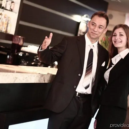 Otel Grein 3*
